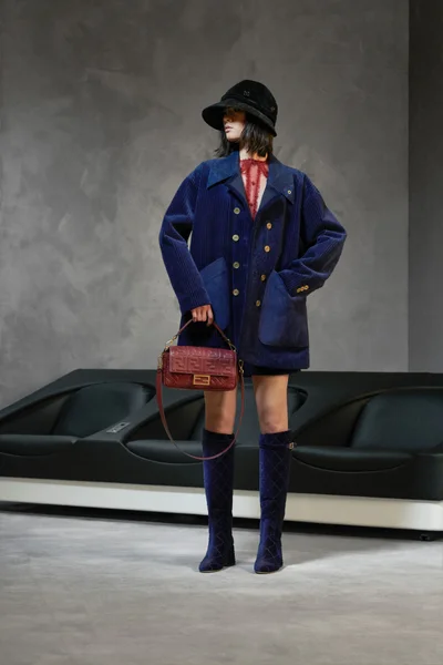 Look 26
